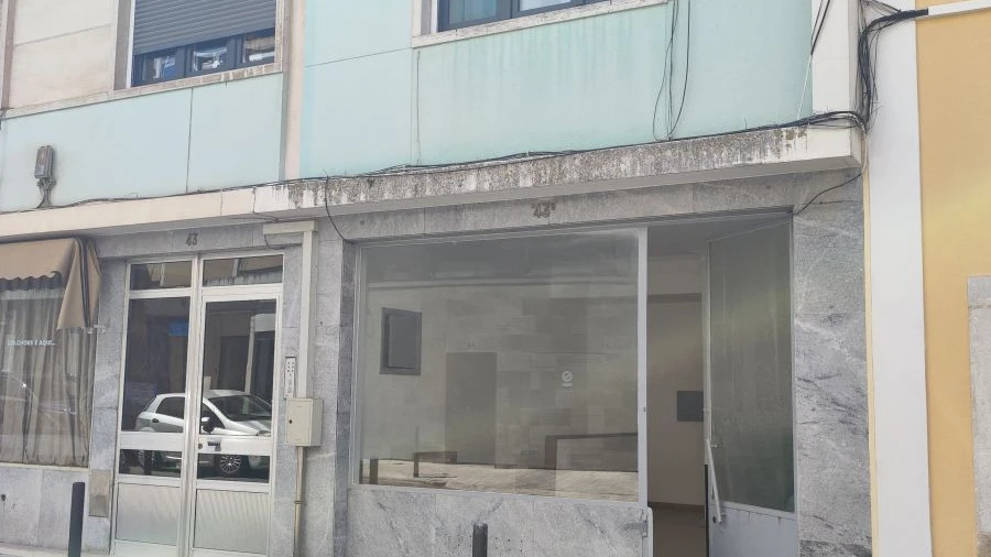 Loja para Arrendamento em Campolide