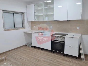 Apartamento T2 para Arrendamento em Quinta do Conde