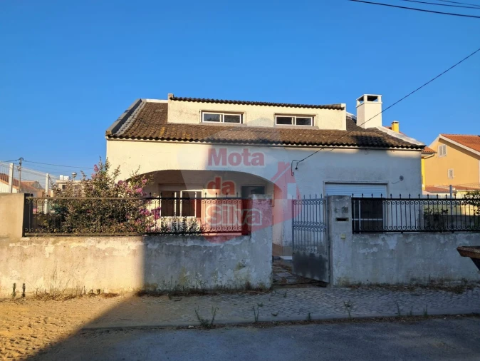 Apartamento T2 para Arrendamento em Quinta do Conde Foto 13