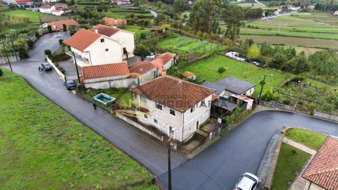Moradia T6 para Venda em Ardegão, Arnozela e Seidões