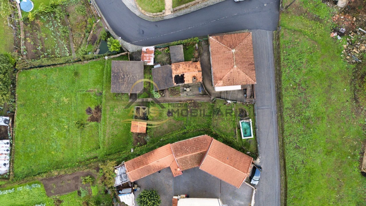 Moradia T6 para Venda em Ardegão, Arnozela e Seidões Foto 8