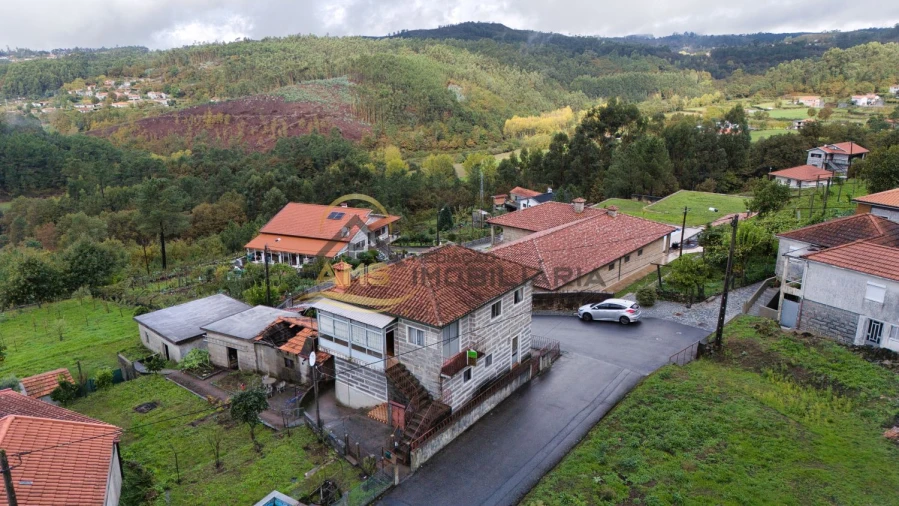 Moradia T6 para Venda em Ardegão, Arnozela e Seidões Foto 4
