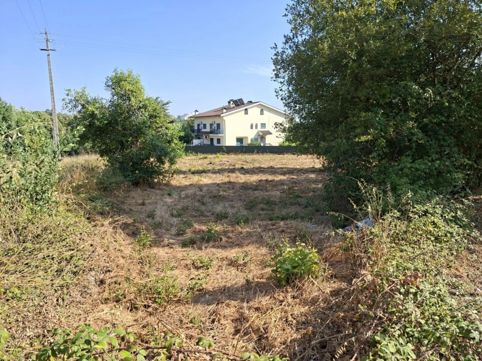 Terreno para Venda em Abraveses Foto 4