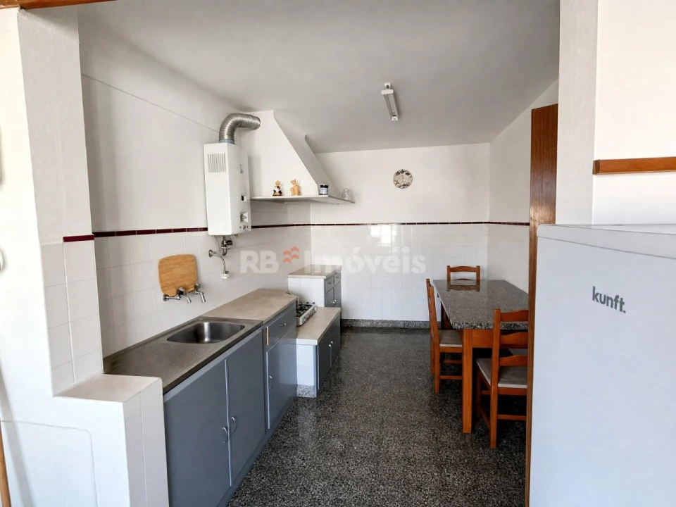 Moradia T6 para Venda em Azinhaga Foto 8