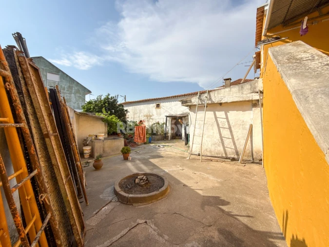 Moradia T3 para Venda em Azinhaga Foto 38