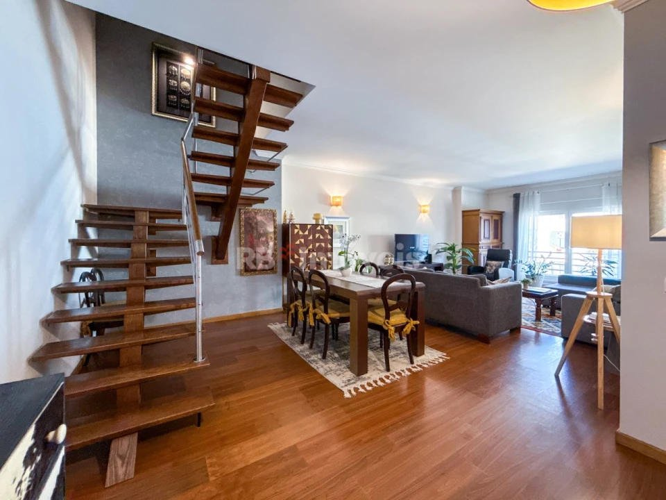 Apartamento T4 para Venda em São João Baptista Foto 3