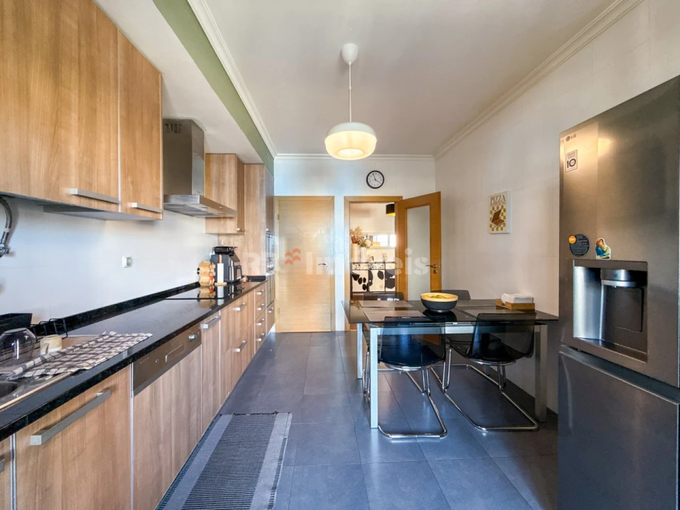 Apartamento T4 para Venda em São João Baptista Foto 24