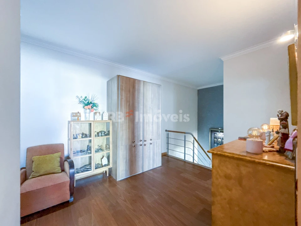 Apartamento T4 para Venda em São João Baptista Foto 47
