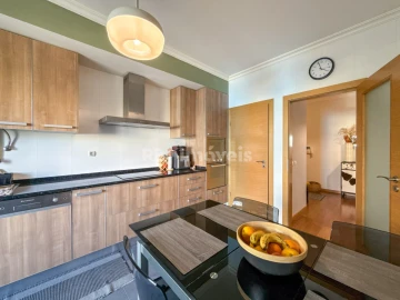 Apartamento T4 para Venda em São João Baptista