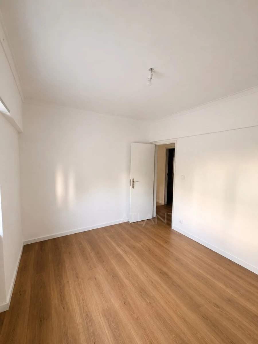 Apartamento T2 para Venda em Cacém e São Marcos Foto 6