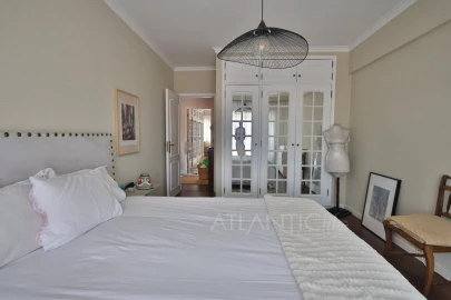 Apartamento T5 para Venda em Agualva e Mira-Sintra
