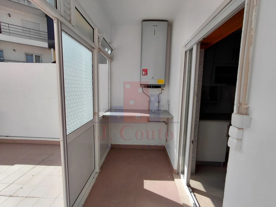 Apartamento T3 para Arrendamento em Caldas da Rainha - Santo Onofre e Serra do Bouro Foto 22
