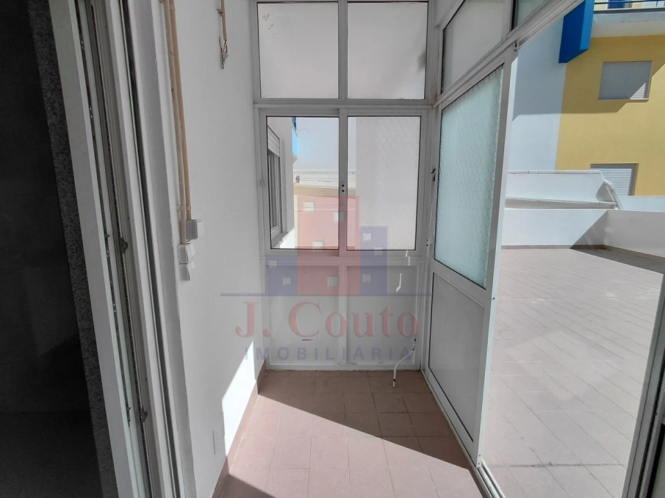 Apartamento T3 para Arrendamento em Caldas da Rainha - Santo Onofre e Serra do Bouro Foto 23