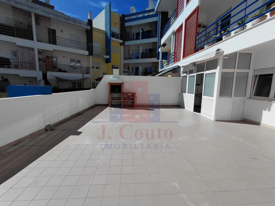Apartamento T3 para Arrendamento em Caldas da Rainha - Santo Onofre e Serra do Bouro Foto 25