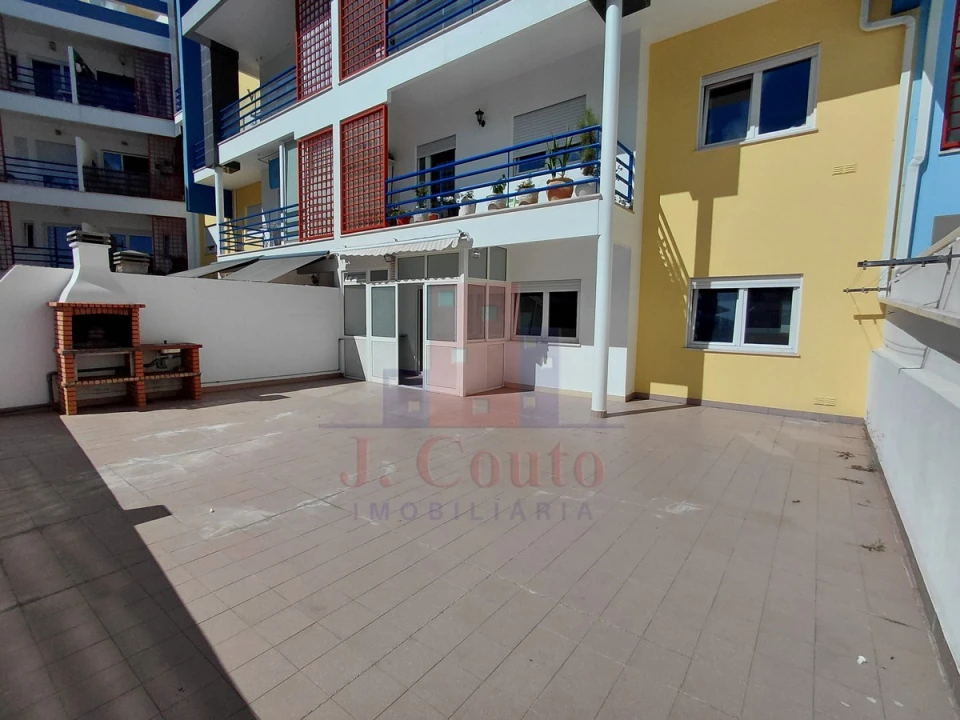 Apartamento T3 para Arrendamento em Caldas da Rainha - Santo Onofre e Serra do Bouro Foto 26