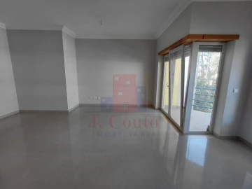 Apartamento T3 para Arrendamento em Caldas da Rainha - Santo Onofre e Serra do Bouro
