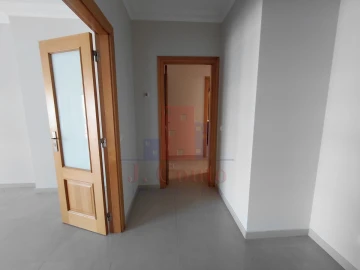 Apartamento T3 para Arrendamento em Caldas da Rainha - Santo Onofre e Serra do Bouro