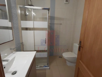 Apartamento T3 para Arrendamento em Caldas da Rainha - Santo Onofre e Serra do Bouro