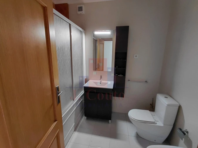 Apartamento T3 para Arrendamento em Caldas da Rainha - Santo Onofre e Serra do Bouro Foto 13