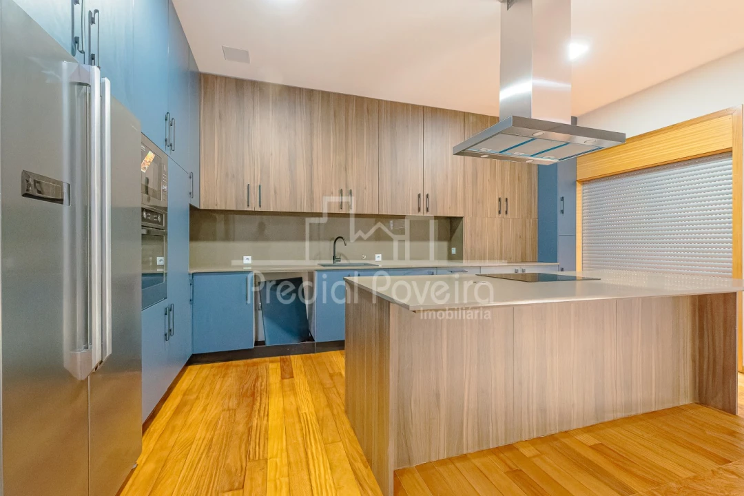 Apartamento T4 para Venda em Póvoa de Varzim, Beiriz e Argivai Foto 8