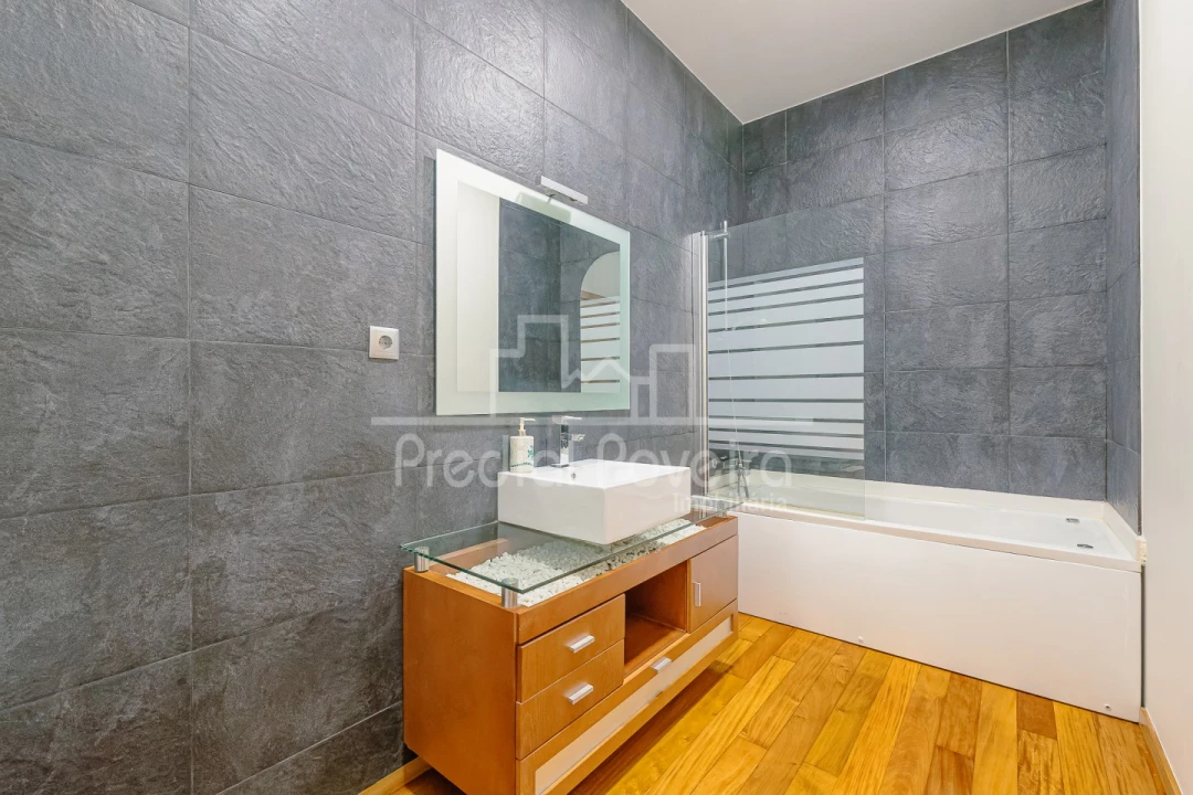 Apartamento T4 para Venda em Póvoa de Varzim, Beiriz e Argivai Foto 22