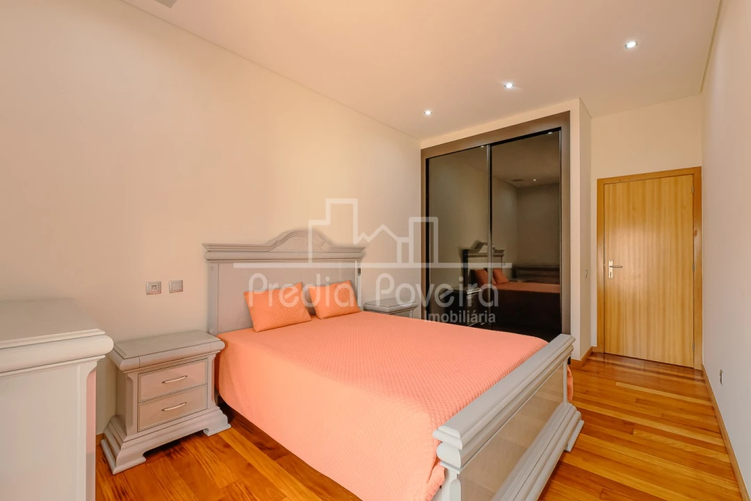 Apartamento T4 para Venda em Póvoa de Varzim, Beiriz e Argivai Foto 24