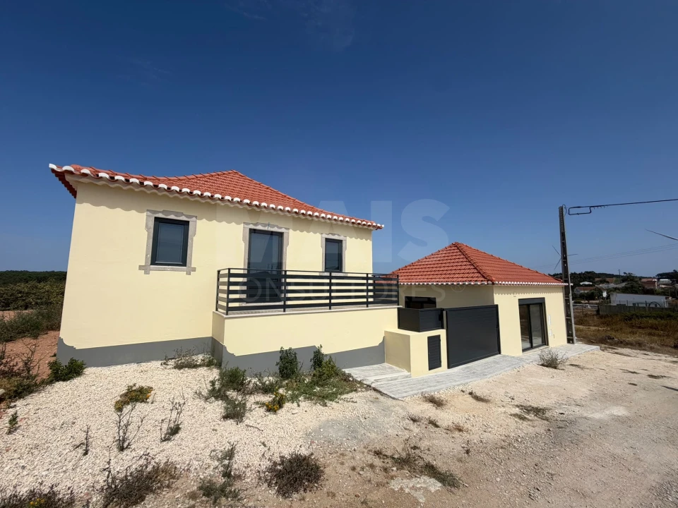 Moradia T3 para Venda em São Bartolomeu dos Galegos e Moledo Foto 2