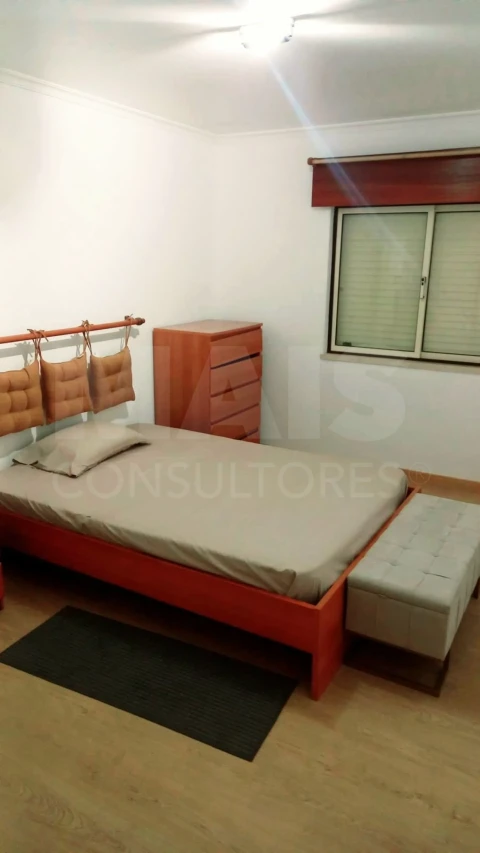 Apartamento T3 para Arrendamento em Sines