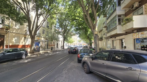 Apartamento T2 para Arrendamento em Alcantara