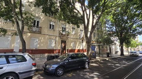 Apartamento T2 para Arrendamento em Alcantara
