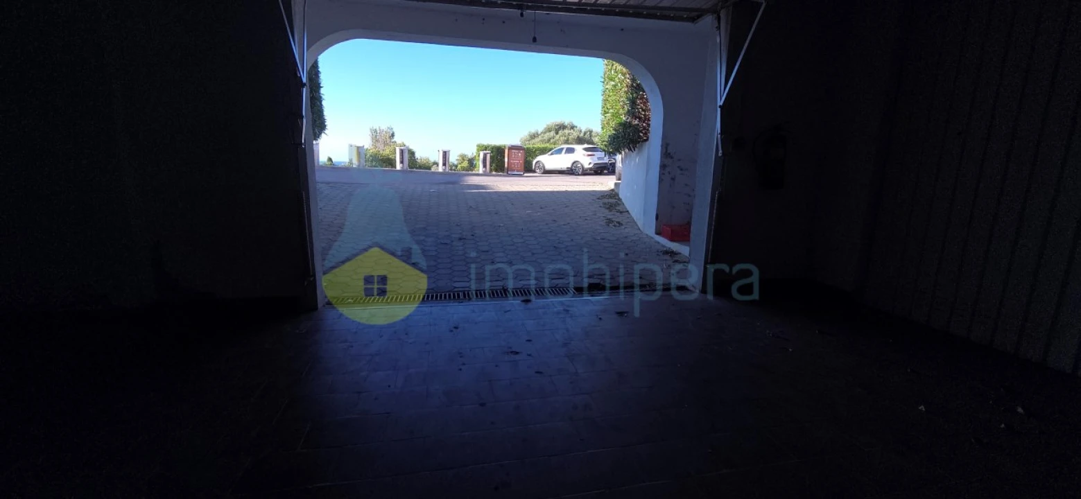Garagem para Venda em Porches Foto 7