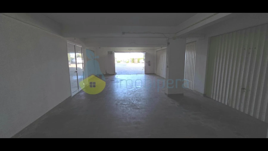 Garagem para Venda em Porches