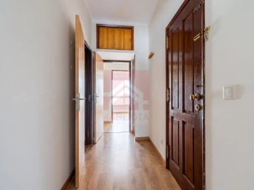 Apartamento T2 para Venda em Ramalde