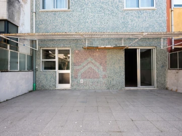 Apartamento T2 para Venda em Ramalde