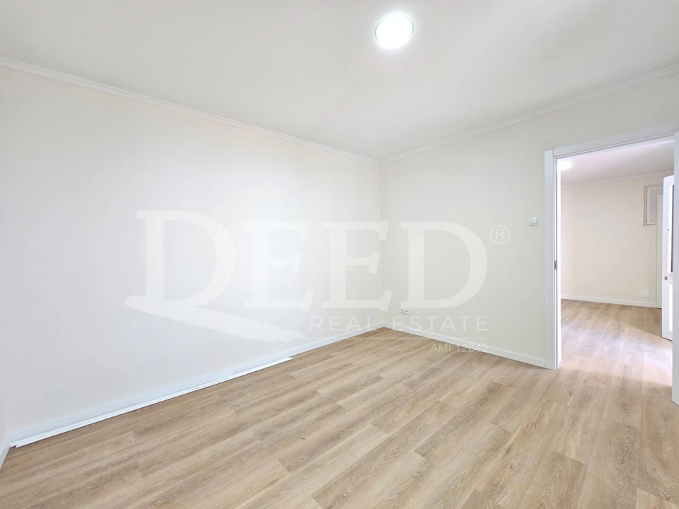 Apartamento T1 para Venda em Funchal (Santa Maria Maior) Foto 7