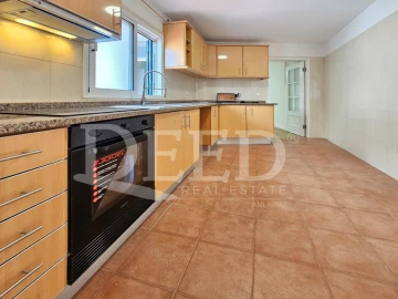 Apartamento T1 para Venda em Funchal (Santa Maria Maior)