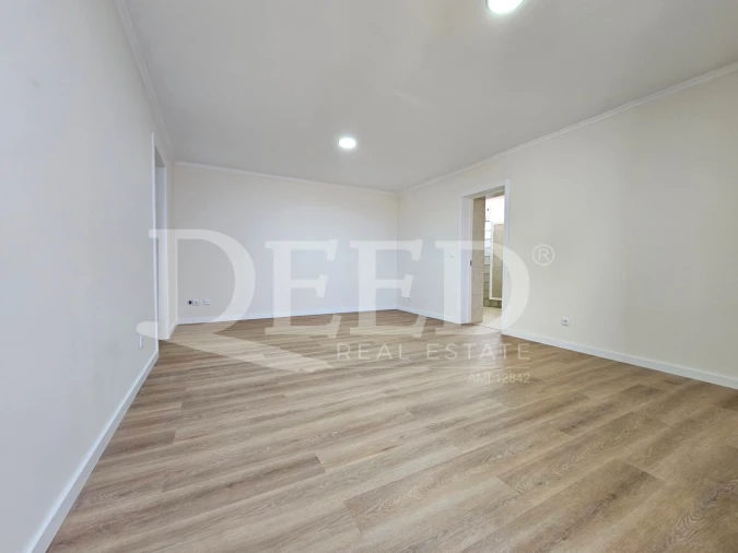 Apartamento T1 para Venda em Funchal (Santa Maria Maior) Foto 3