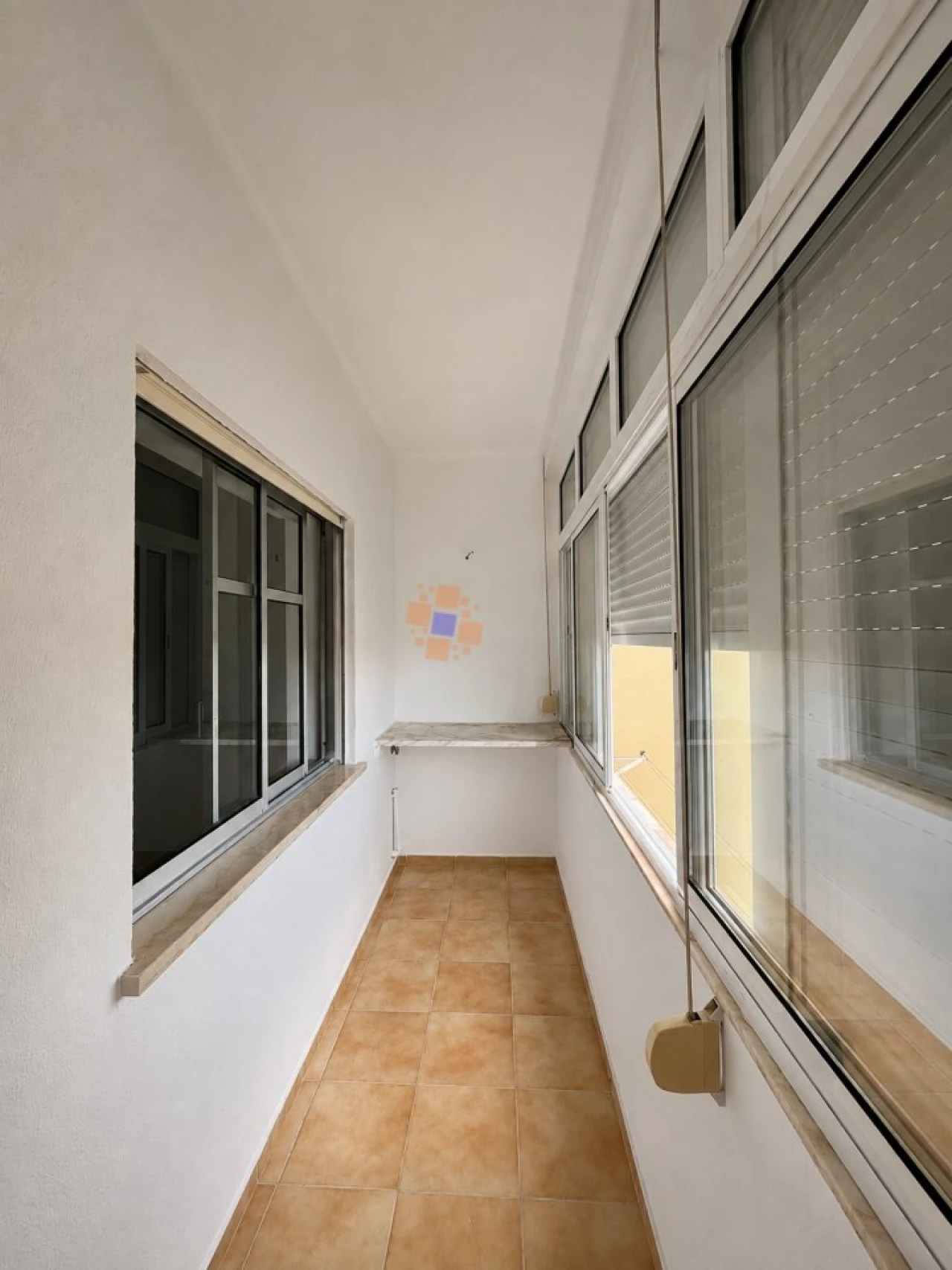 Apartamento T2 para Arrendamento em Laranjeiro e Feijó Foto 6
