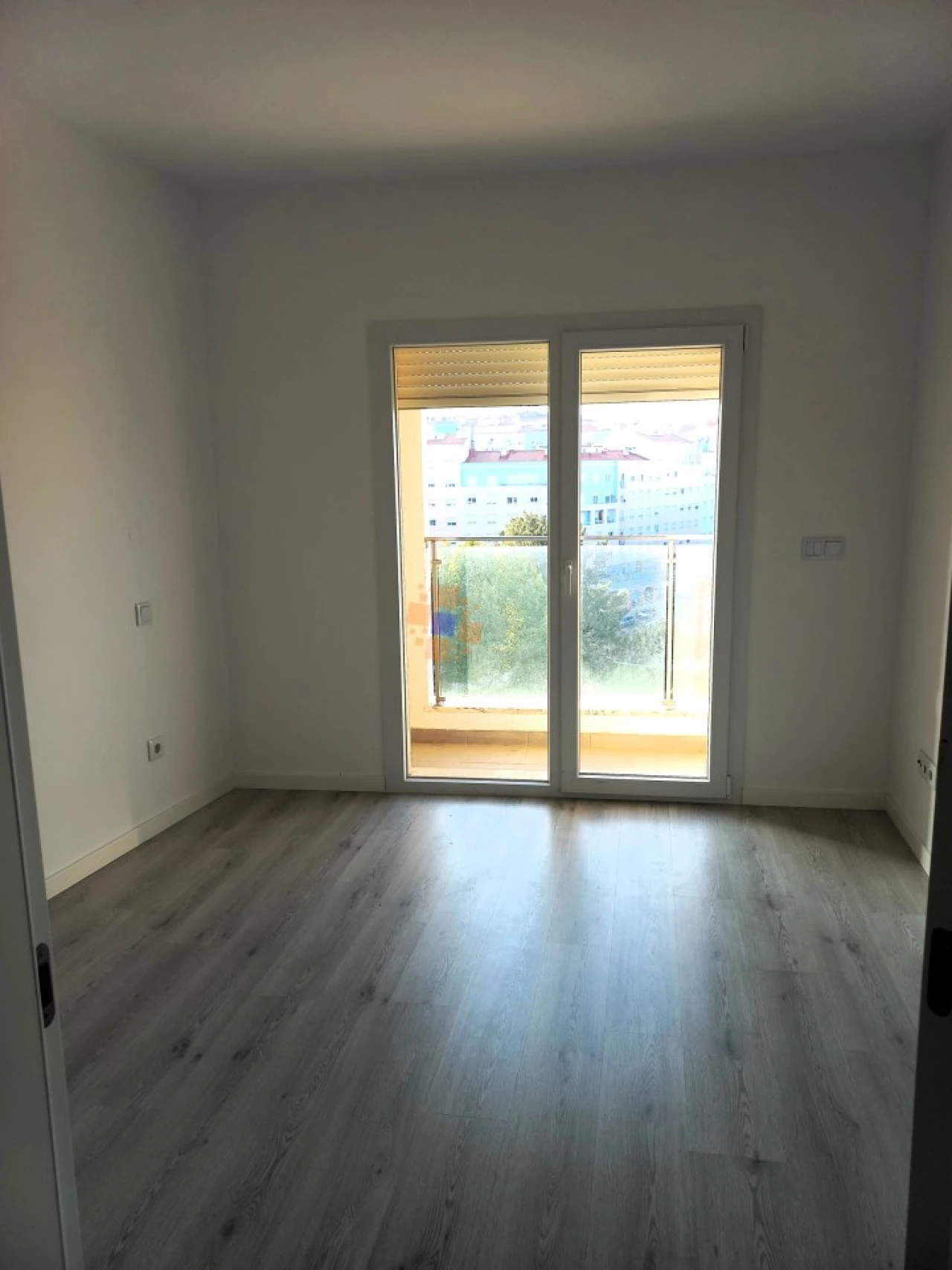 Apartamento T2 para Venda em Corroios Foto 12