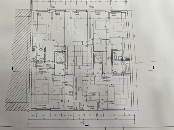 Apartamento T2 para Venda em Corroios Planta 1