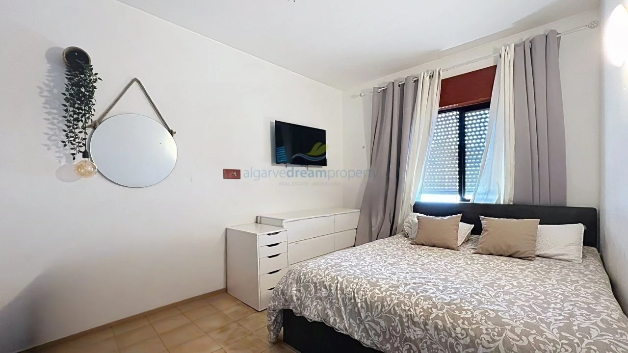 Apartamento T1 para Venda em Albufeira e Olhos de Água Foto 10