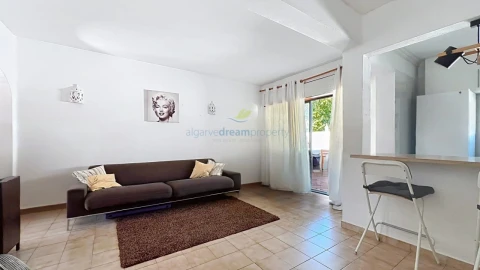 Apartamento T1 para Venda em Albufeira e Olhos de Água