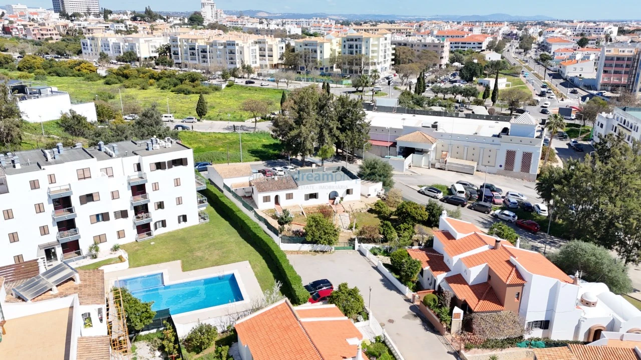 Moradia T6 para Venda em Albufeira e Olhos de Água Foto 27