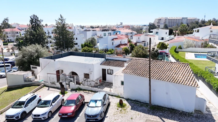 Moradia T6 para Venda em Albufeira e Olhos de Água Foto 7