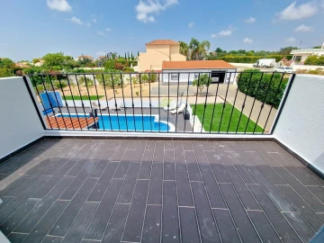 Moradia T4 para Venda em Quelfes