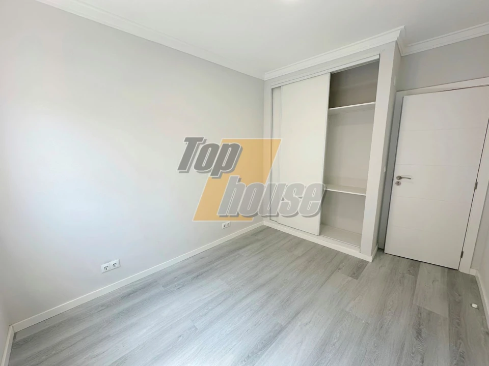 Apartamento T2 para Venda em Corroios Foto 12