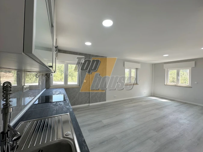 Apartamento T2 para Venda em Corroios Foto 5