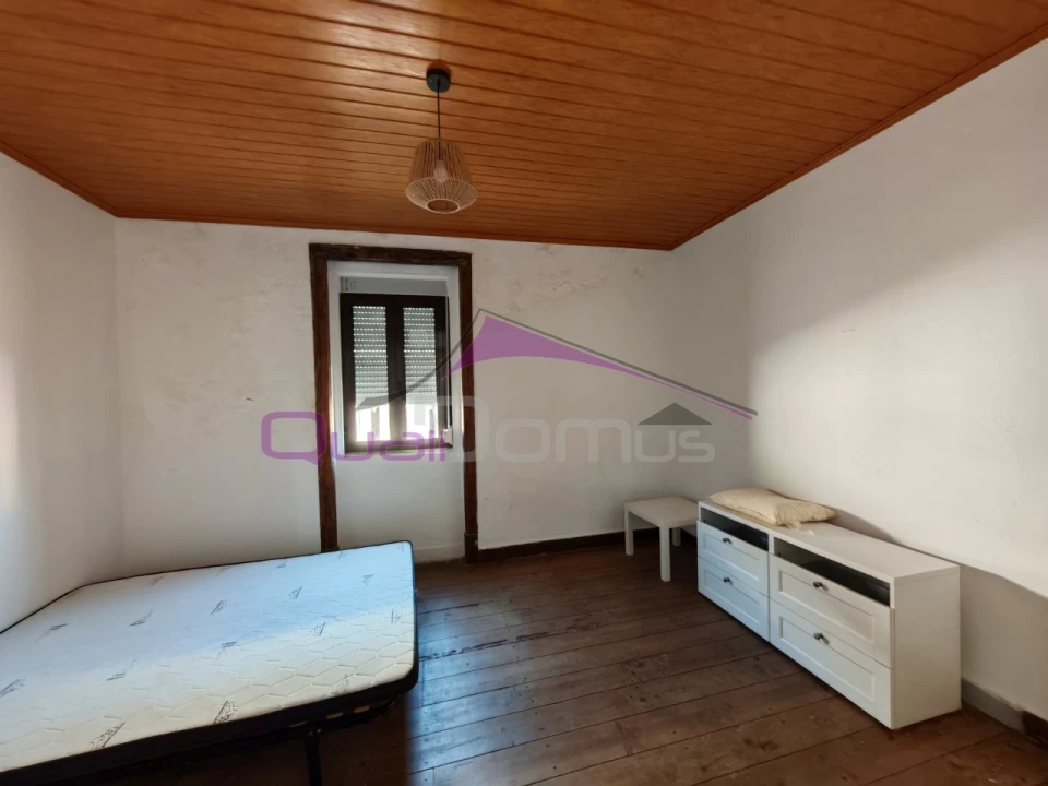 Moradia T4 para Venda em São João Baptista Foto 14