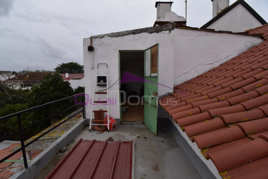 Moradia T4 para Venda em São João Baptista Foto 19