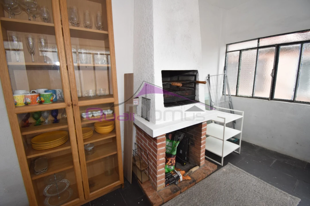 Moradia T4 para Venda em São João Baptista Foto 25